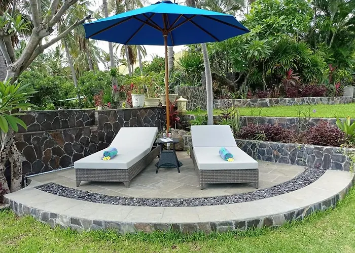 Absolute Beachfront Private Sleeps 6 With Infinity Pool On 1200m2 Of Tropical Land Villa *