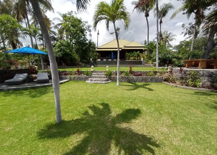 Absolute Beachfront Private Sleeps 6 With Infinity Pool On 1200m2 Of Tropical Land Villa *